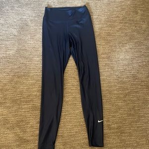Nike dri fit ankle length leggings.